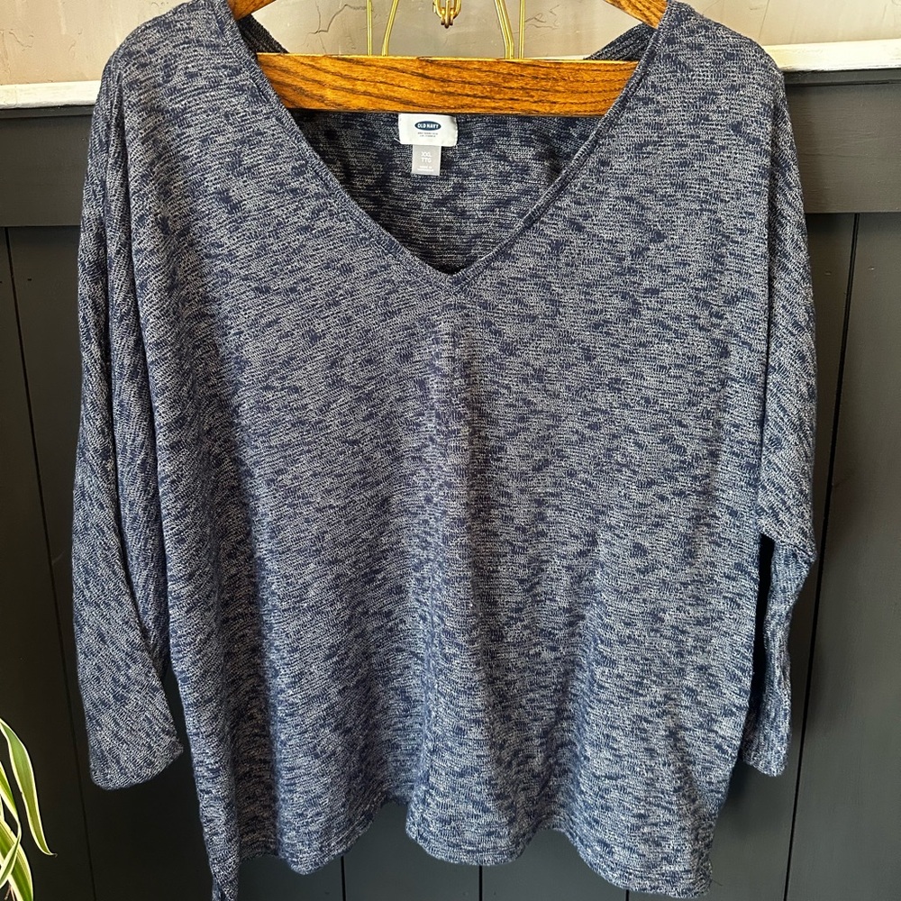 Old Navy Heathered Blue Long Sleeve V-Neck Top size XXL